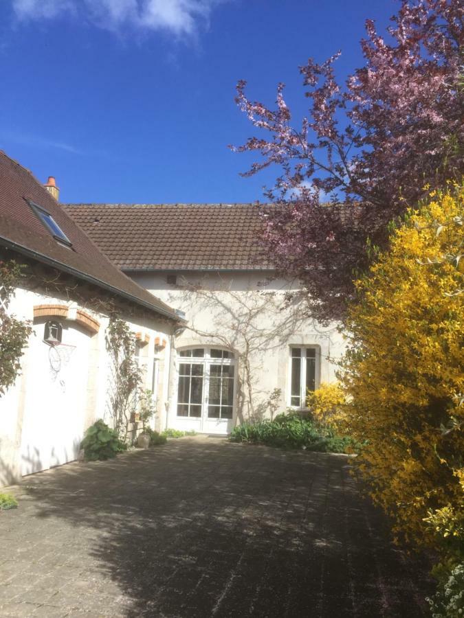 Le Clos Tilia Panzió Cléry-Saint-André Kültér fotó
