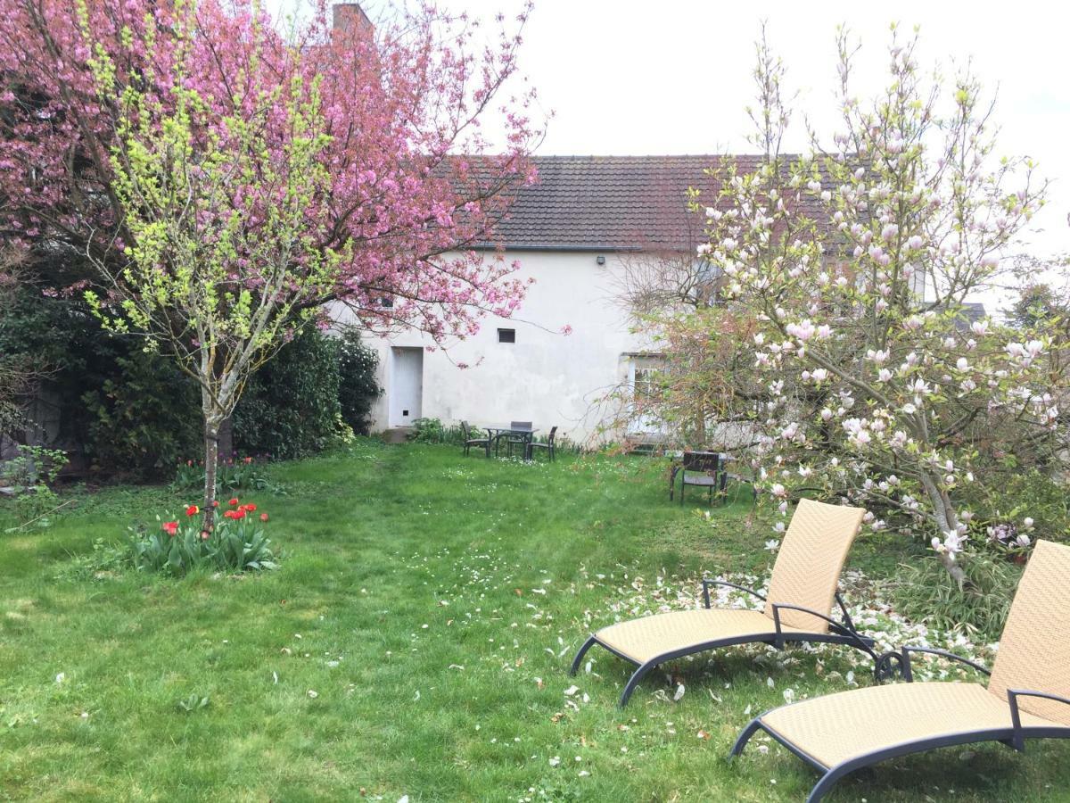 Le Clos Tilia Panzió Cléry-Saint-André Kültér fotó